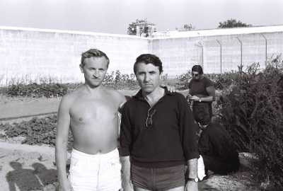  Lajos MARTON 
Armand BELVISI
Roland TALTAVULL

dans le potager