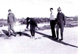  
Lajos MARTON
Armand BELVISI
Claude MICHEL
Harry MARTI

